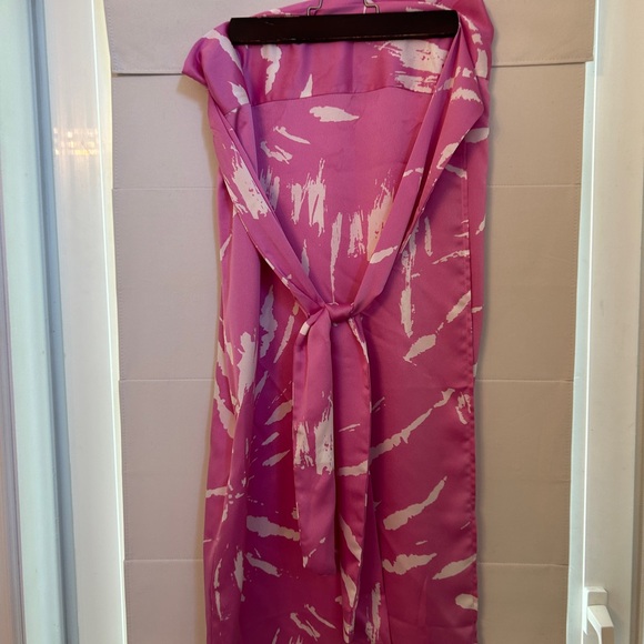 Gorgeous Vici Wrap Skirt - Picture 9 of 11